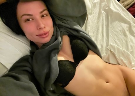 Aidra Fox