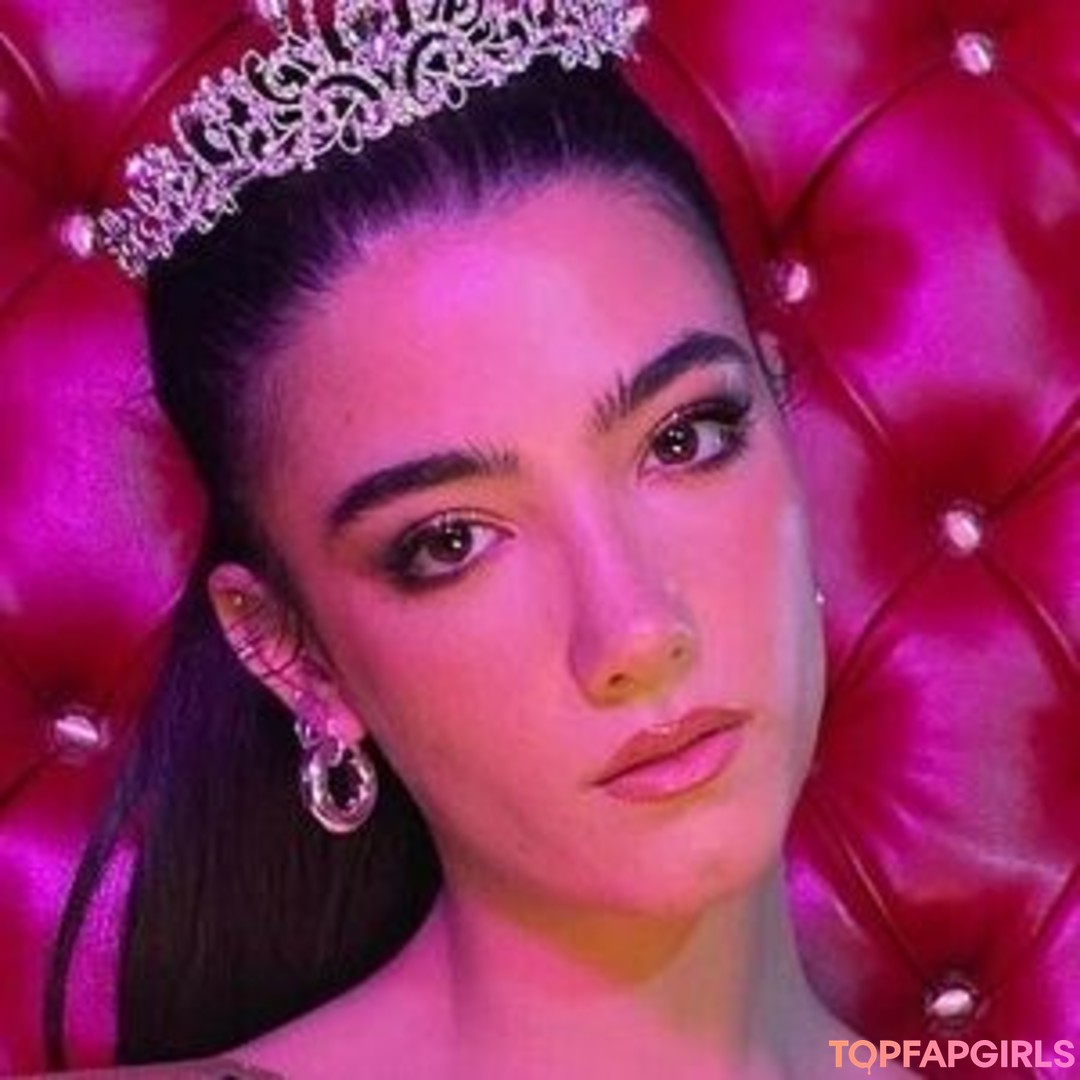 Photo nue de fuite OnlyFans de Charli Damelio #11 Photo nue de fuite OnlyFans de Charli Damelio #11