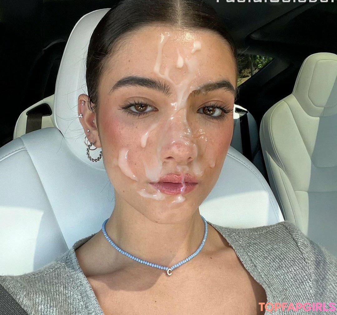 Photo nue de fuite OnlyFans de Charli Damelio #800 Photo nue de fuite OnlyFans de Charli Damelio #800