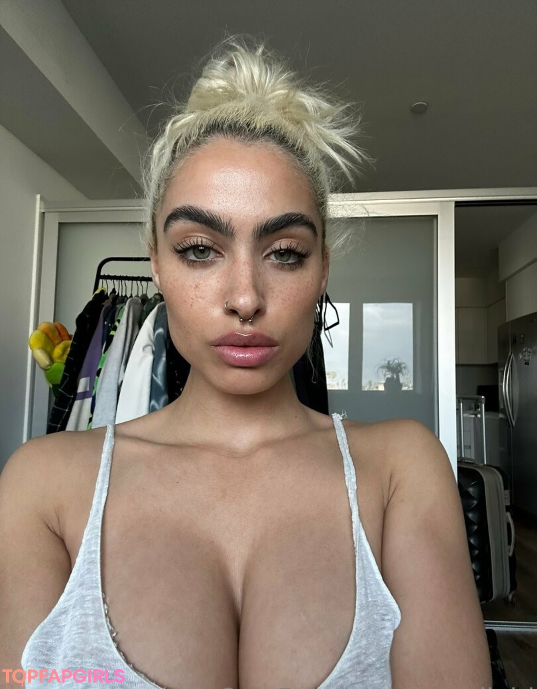 Photo nue de fuite OnlyFans de Thecaligirl #1 Photo nue de fuite OnlyFans de Thecaligirl #1