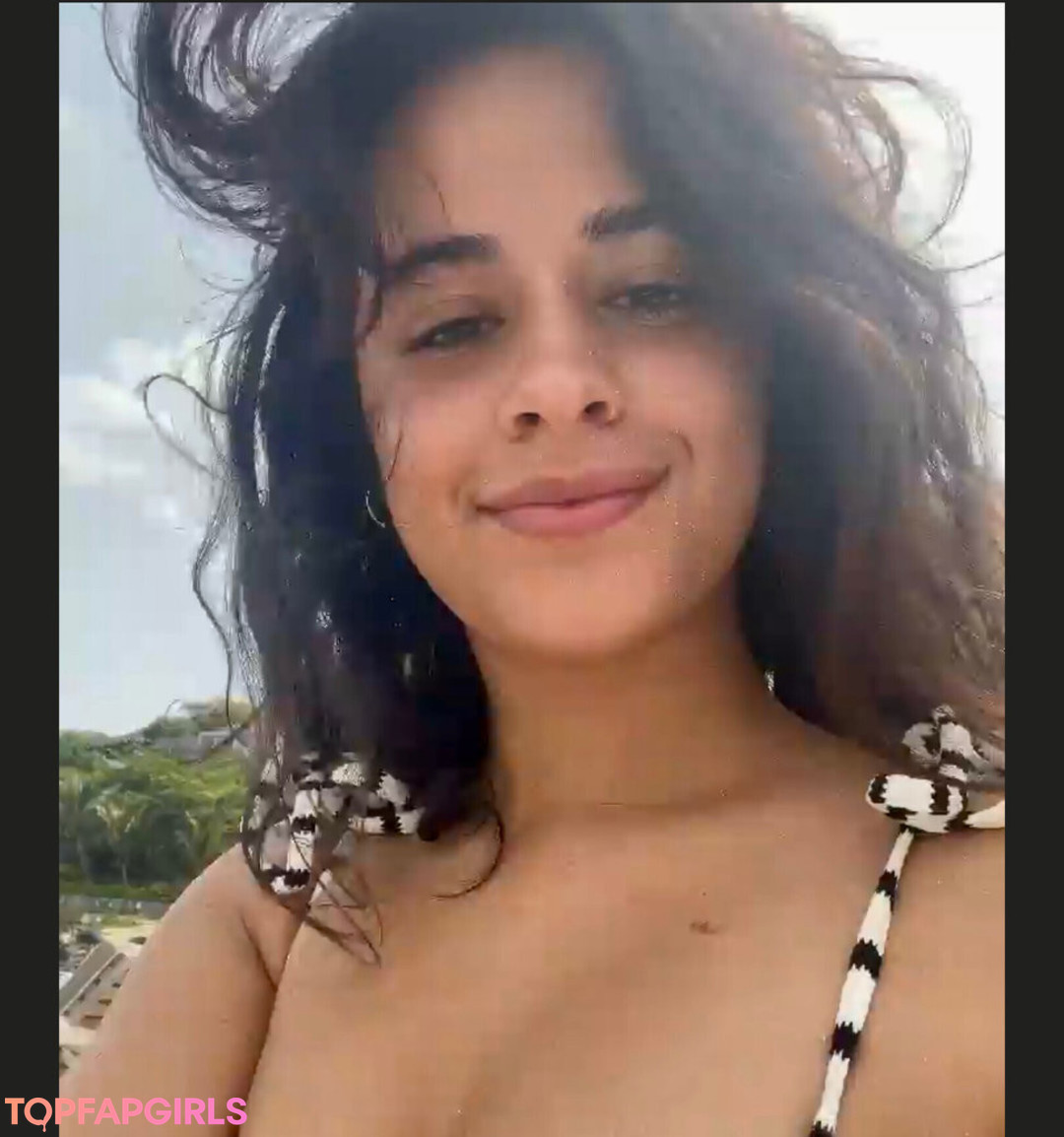 Photo nue de fuite OnlyFans de Camila Cabello #113 Photo nue de fuite OnlyFans de Camila Cabello #113