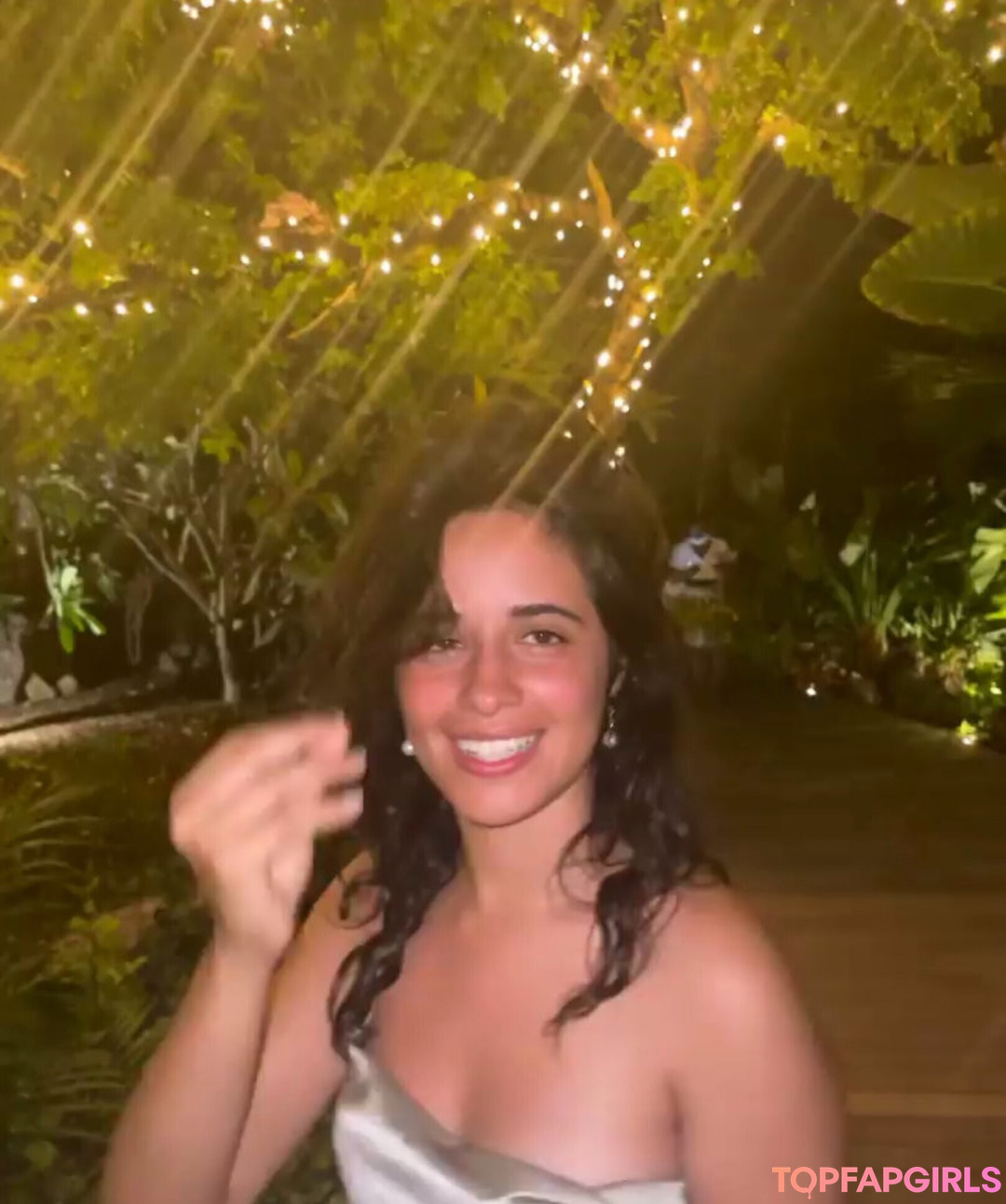 Photo nue de fuite OnlyFans de Camila Cabello #114 Photo nue de fuite OnlyFans de Camila Cabello #114