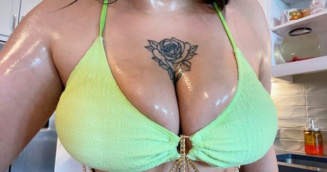Photo nue de fuite OnlyFans de Misslaylalovely