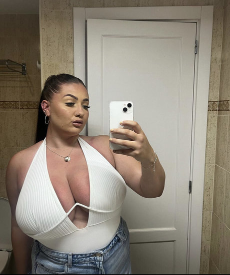 Photo nue de fuite OnlyFans de Chelsealeigh
