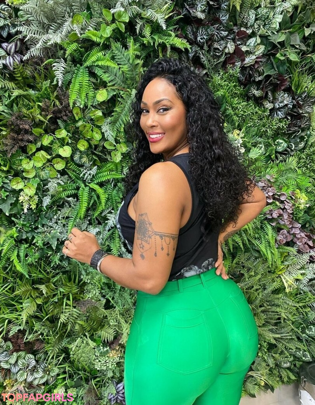 Photo nue de fuite OnlyFans de Rosiane Pinheiro #84 Photo nue de fuite OnlyFans de Rosiane Pinheiro #84