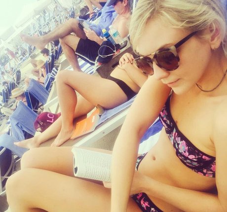 Photo nue de fuite OnlyFans de Emily Kinney