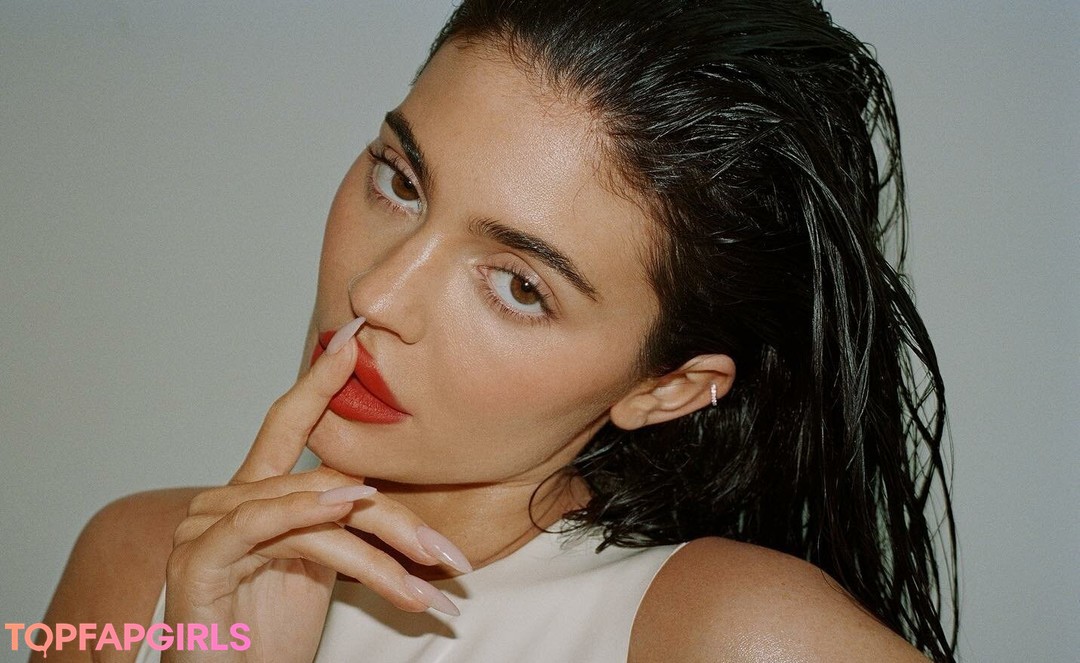 Photo nue de fuite OnlyFans de Kylie Jenner #1078
