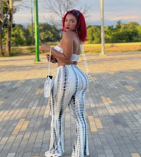 Maryoficial_fit