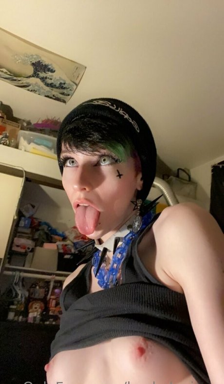 Feetiecutieee