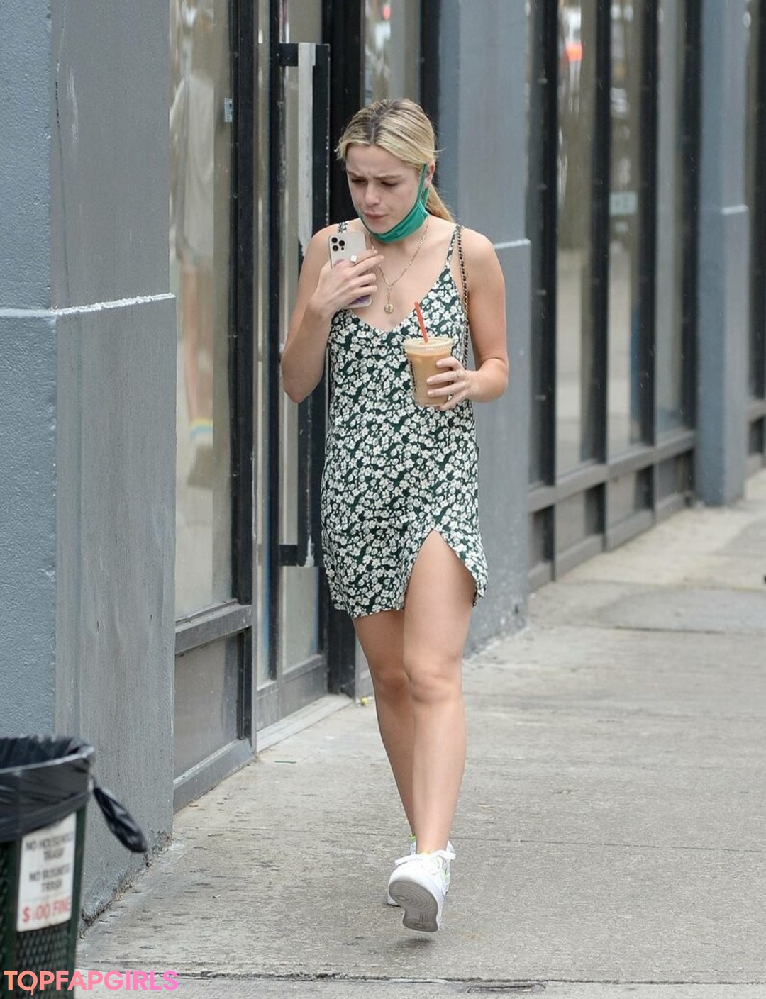 Photo nue de fuite OnlyFans de Kiernan Shipka #1069