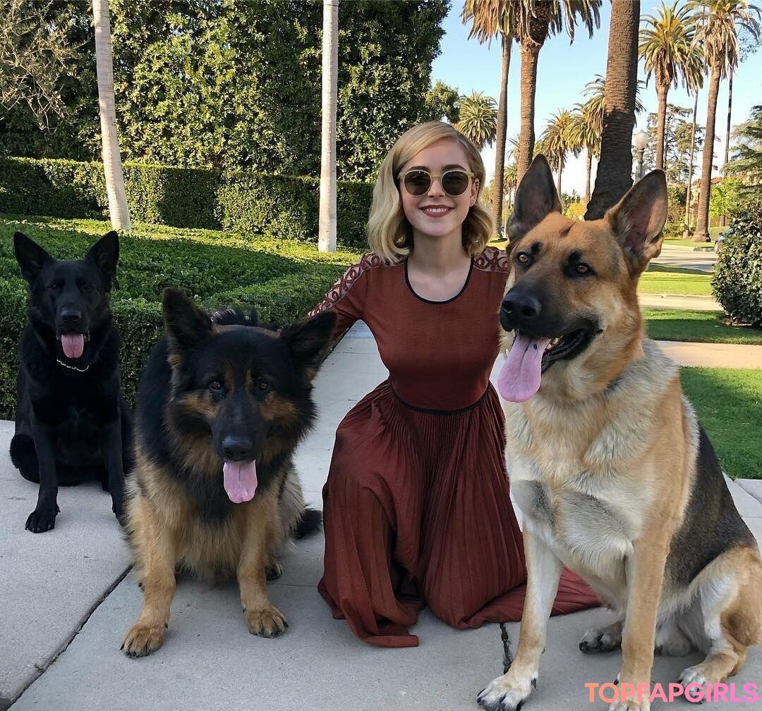 Photo nue de fuite OnlyFans de Kiernan Shipka #1130