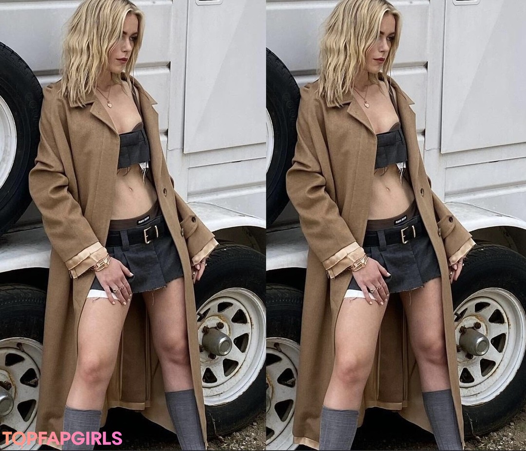 Photo nue de fuite OnlyFans de Kiernan Shipka #113 Photo nue de fuite OnlyFans de Kiernan Shipka #113
