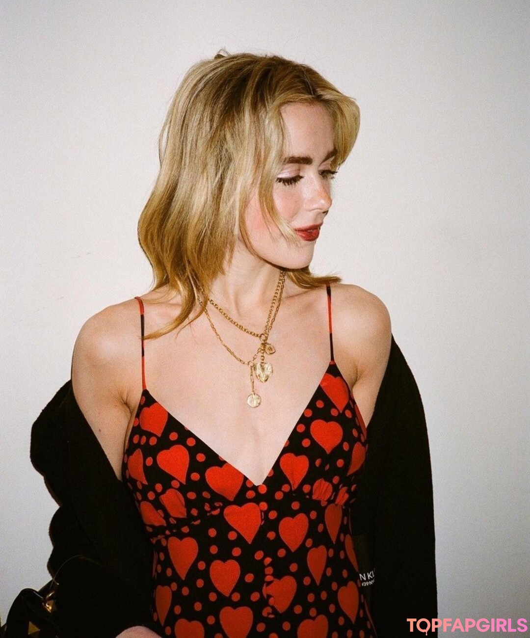 Photo nue de fuite OnlyFans de Kiernan Shipka #141 Photo nue de fuite OnlyFans de Kiernan Shipka #141