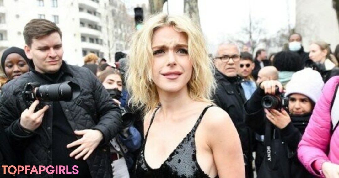 Photo nue de fuite OnlyFans de Kiernan Shipka #629 Photo nue de fuite OnlyFans de Kiernan Shipka #629