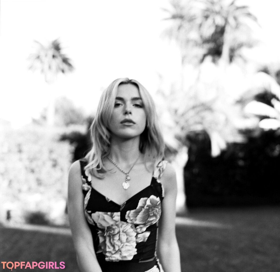 Photo nue de fuite OnlyFans de Kiernan Shipka #647 Photo nue de fuite OnlyFans de Kiernan Shipka #647