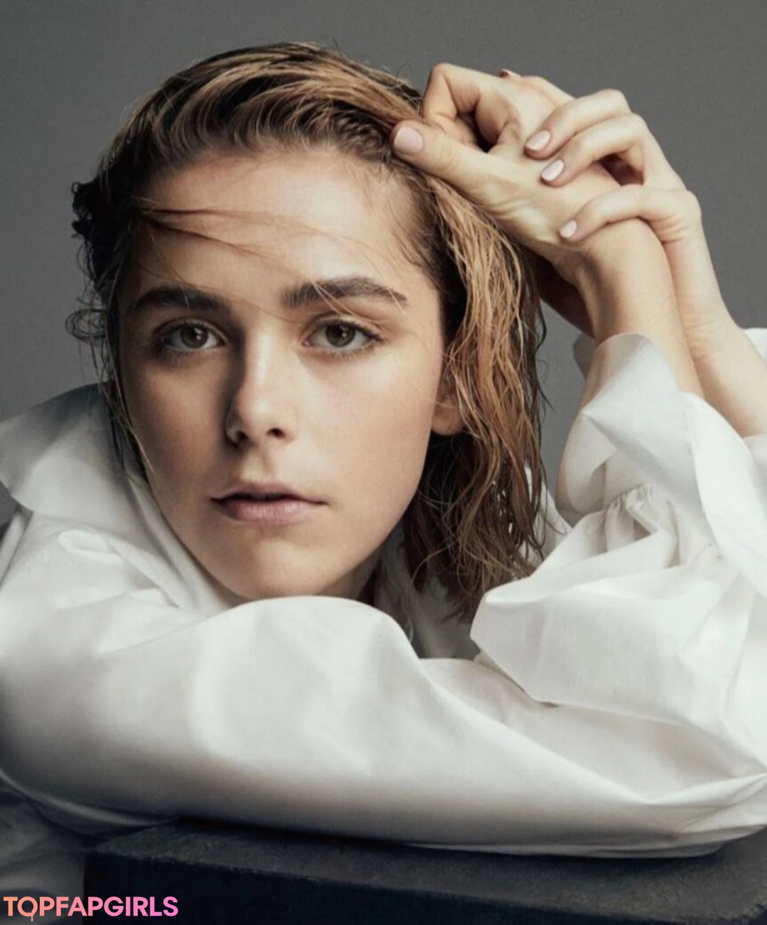 Photo nue de fuite OnlyFans de Kiernan Shipka #984 Photo nue de fuite OnlyFans de Kiernan Shipka #984