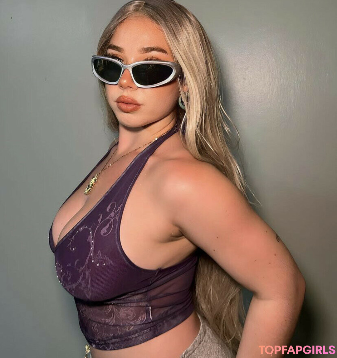 Photo nue de fuite OnlyFans de Luvmesumfuego #31 Photo nue de fuite OnlyFans de Luvmesumfuego #31
