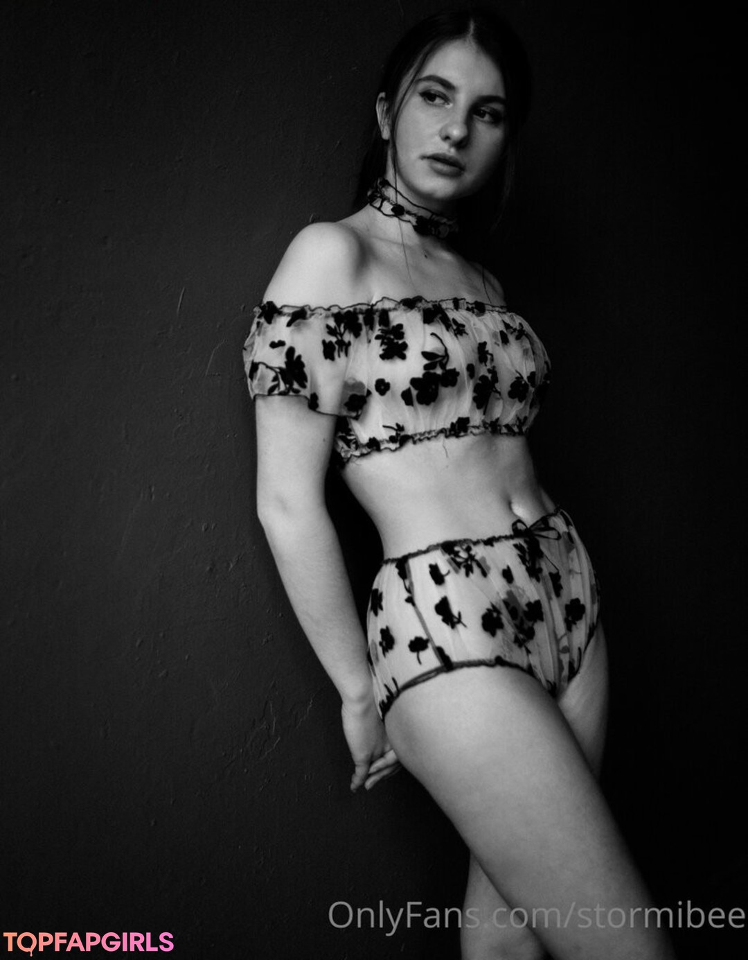Photo nue de fuite OnlyFans de Stormibee #202 Photo nue de fuite OnlyFans de Stormibee #202