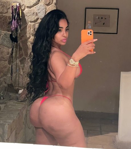 Ayisha Diaz