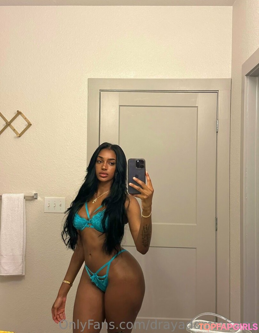 Photo nue de fuite OnlyFans de Drayadominicana #13 Photo nue de fuite OnlyFans de Drayadominicana #13