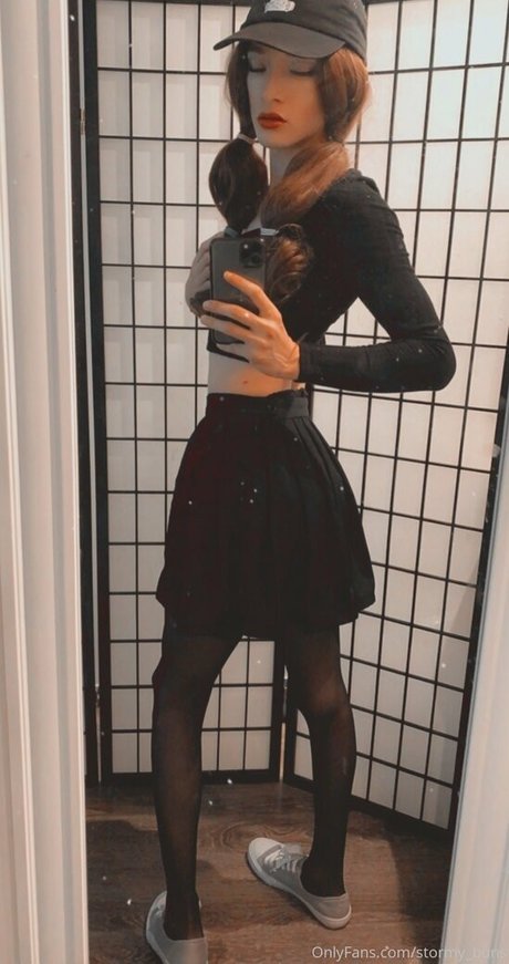 Stormy_buns