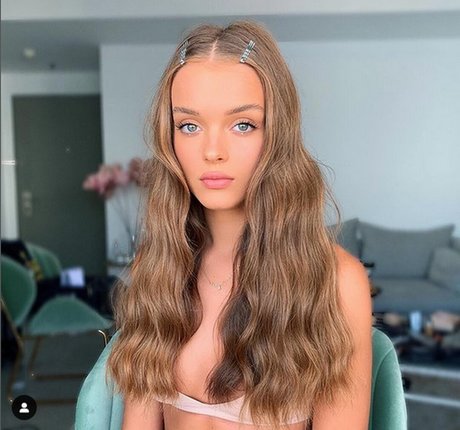 Anna Zak