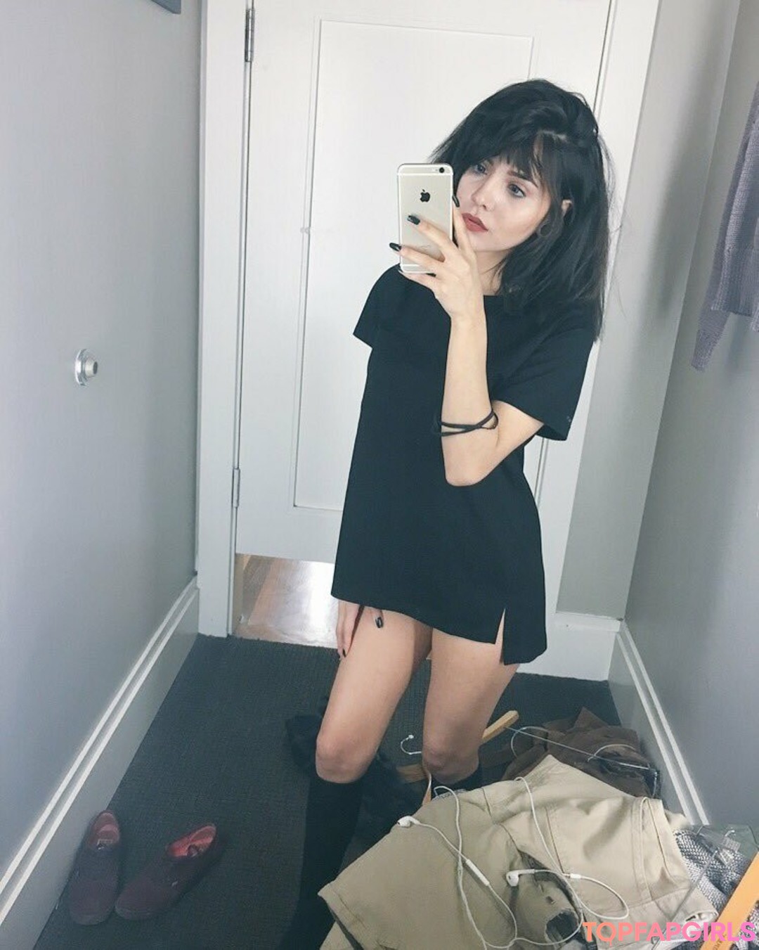 Photo nue de fuite OnlyFans de Noodlenom #25 Photo nue de fuite OnlyFans de Noodlenom #25