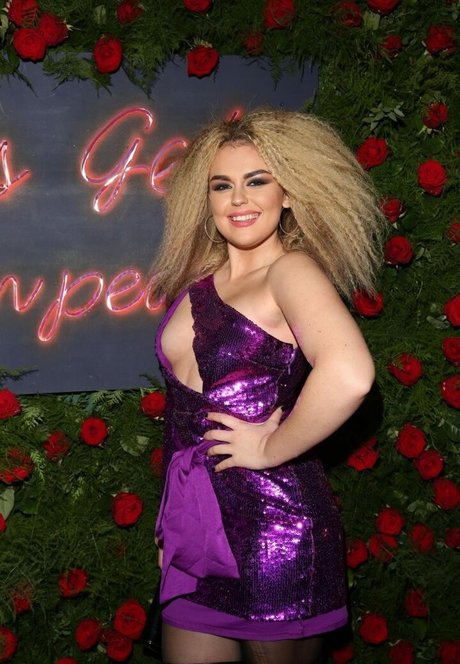 Tallia Storm