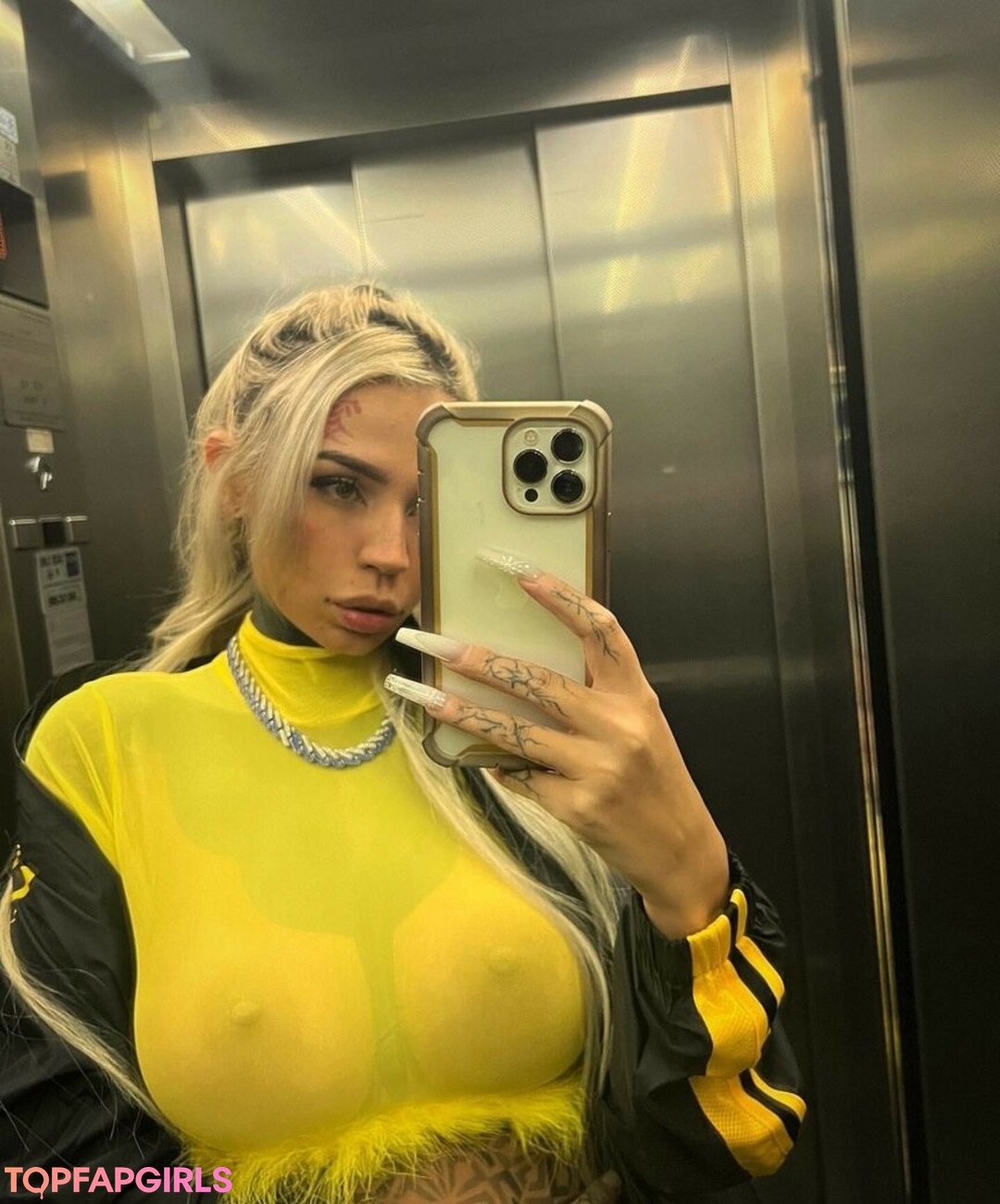 Photo nue de fuite OnlyFans de Fishball Suicide #1751