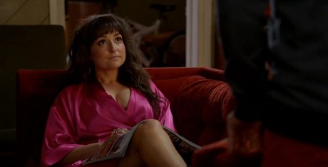 Milana Vayntrub