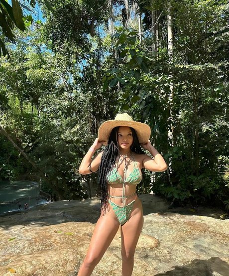 Halle Bailey