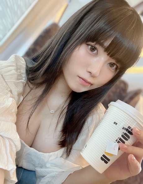 Photo nue de fuite OnlyFans de Umi Shinonome