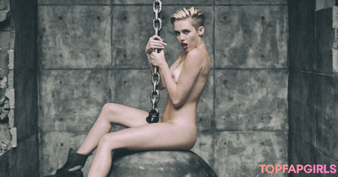 Photo nue de fuite OnlyFans de Miley Cyrus #1643