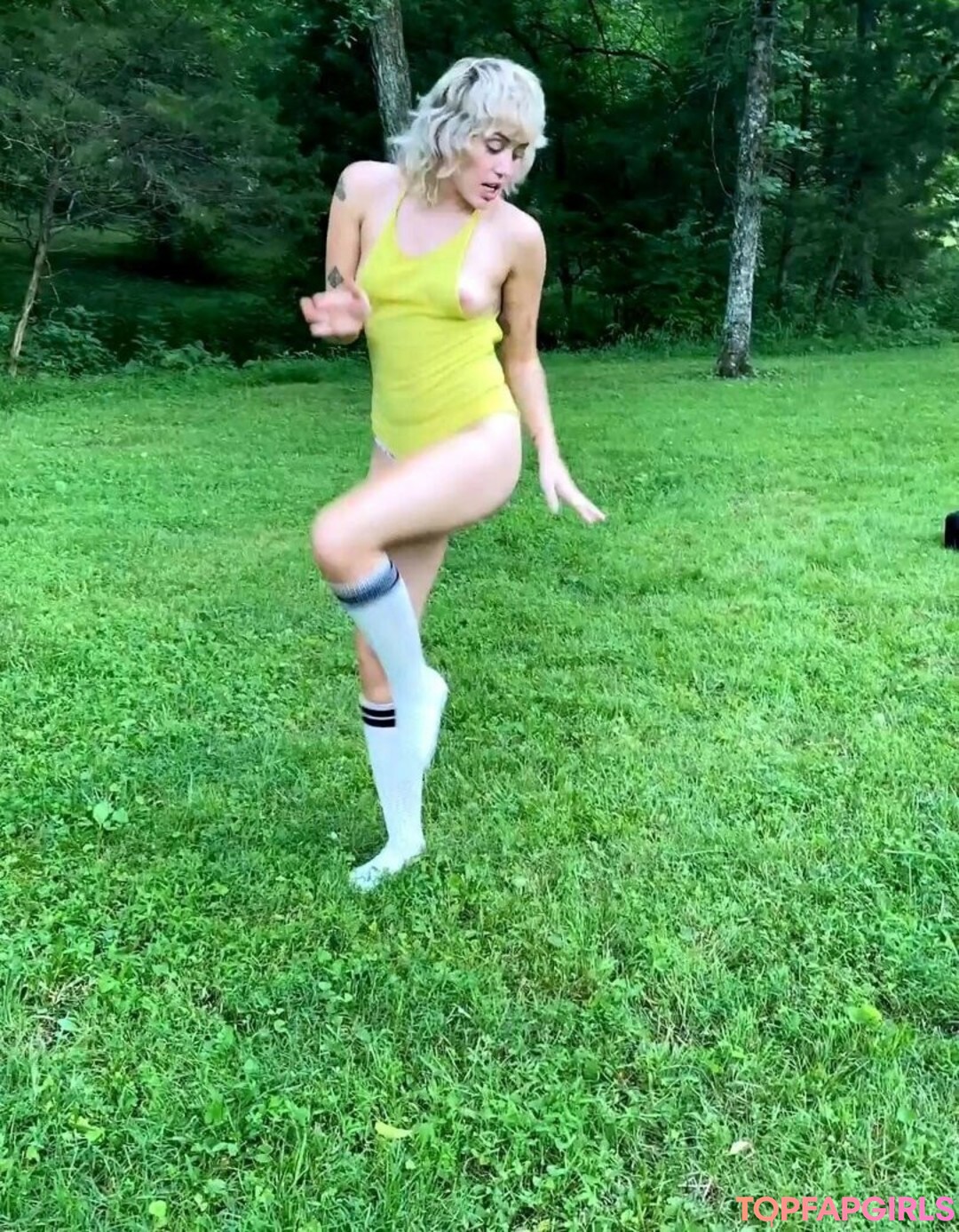 Photo nue de fuite OnlyFans de Miley Cyrus #1850
