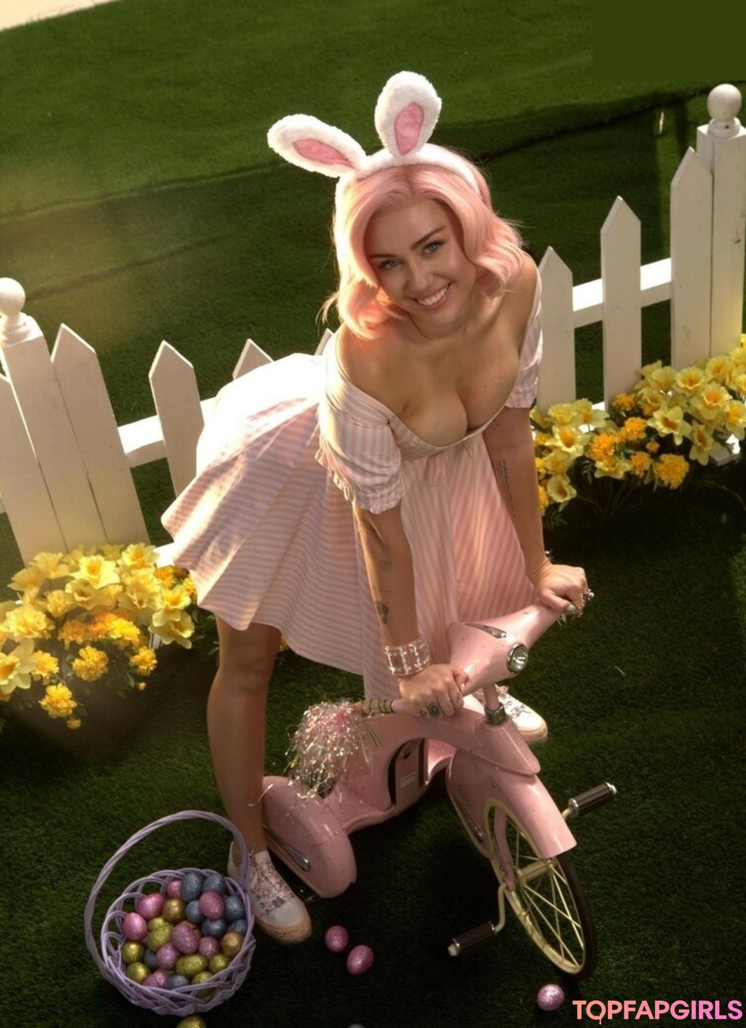 Photo nue de fuite OnlyFans de Miley Cyrus #1853