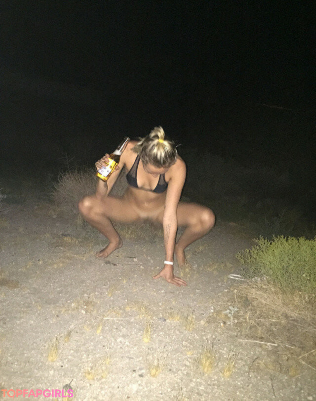Photo nue de fuite OnlyFans de Miley Cyrus #1985