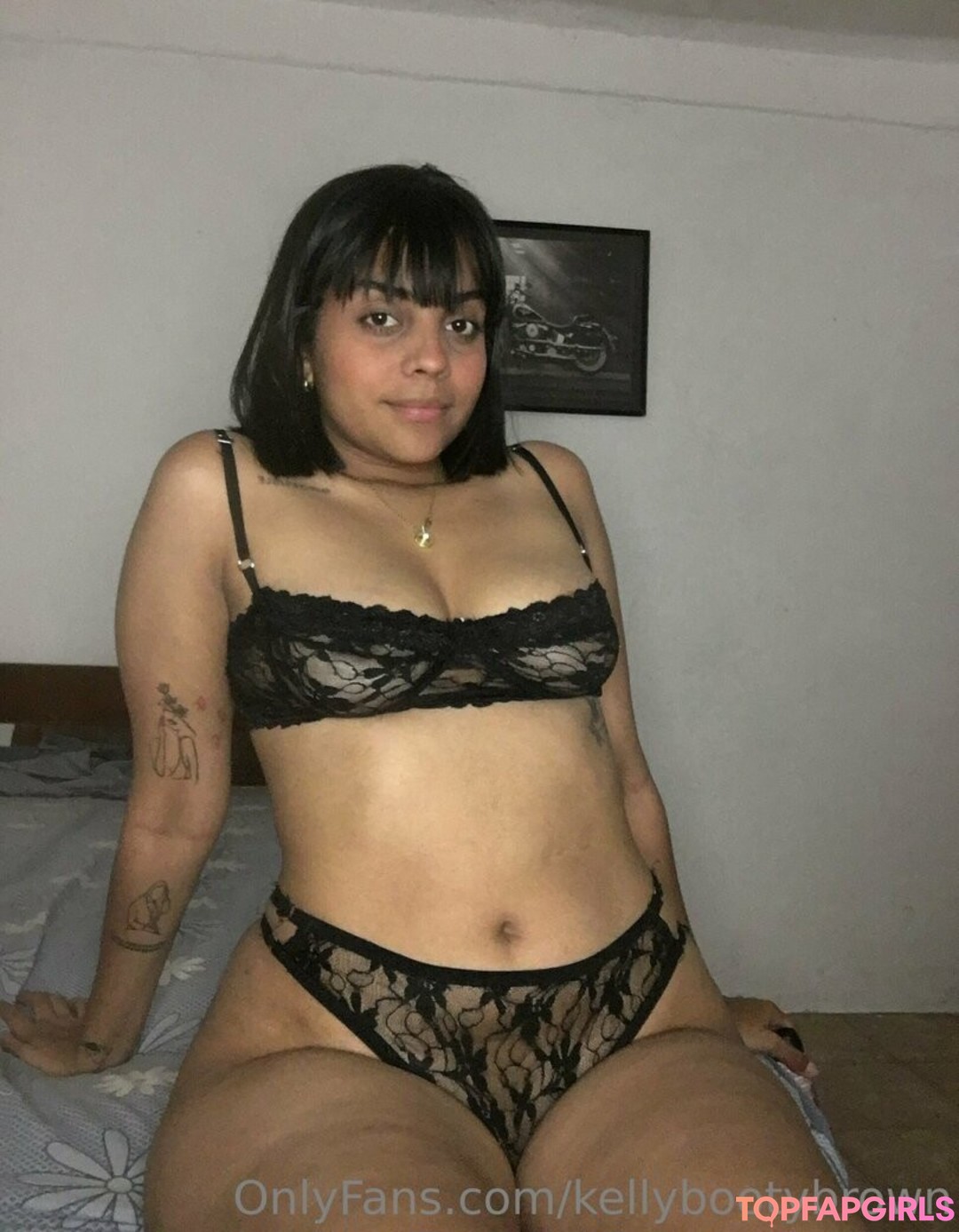 Photo nue de fuite OnlyFans de Kellybootybrown #28 Photo nue de fuite OnlyFans de Kellybootybrown #28