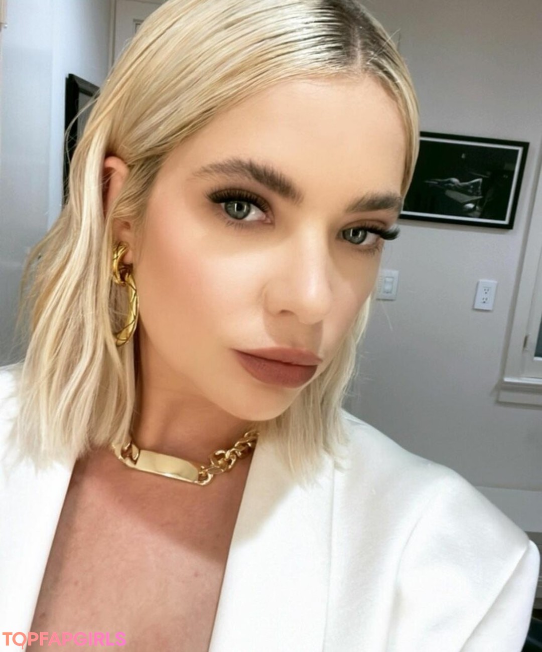 Photo nue de fuite OnlyFans de Ashley Benson #152 Photo nue de fuite OnlyFans de Ashley Benson #152