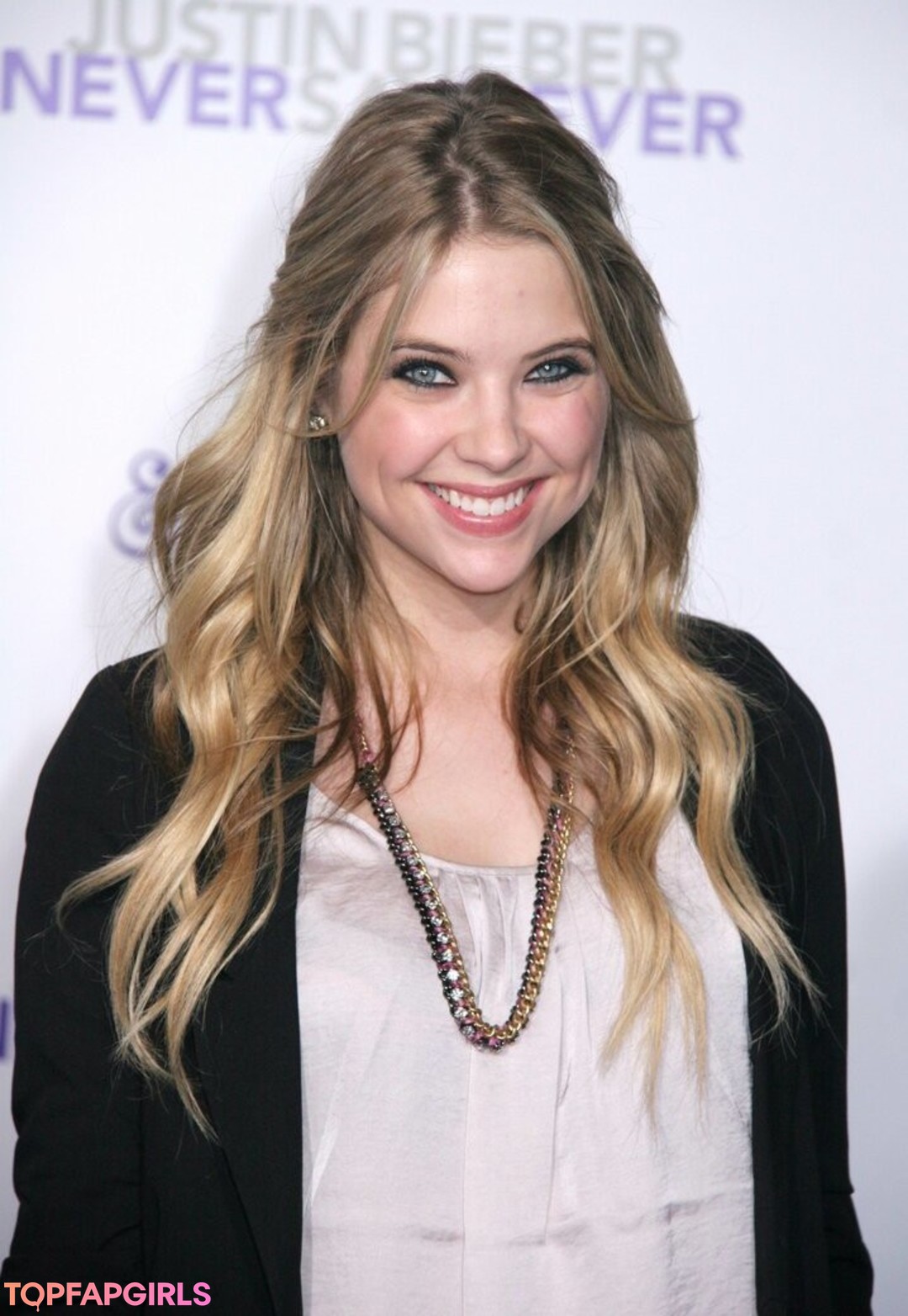 Photo nue de fuite OnlyFans de Ashley Benson #270 Photo nue de fuite OnlyFans de Ashley Benson #270