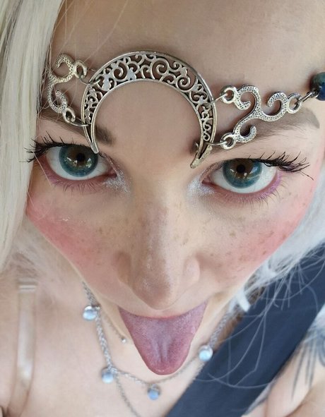 Photo nue de fuite OnlyFans de Liensue