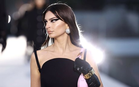 Emily Ratajkowski