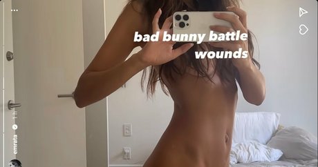 Emily Ratajkowski