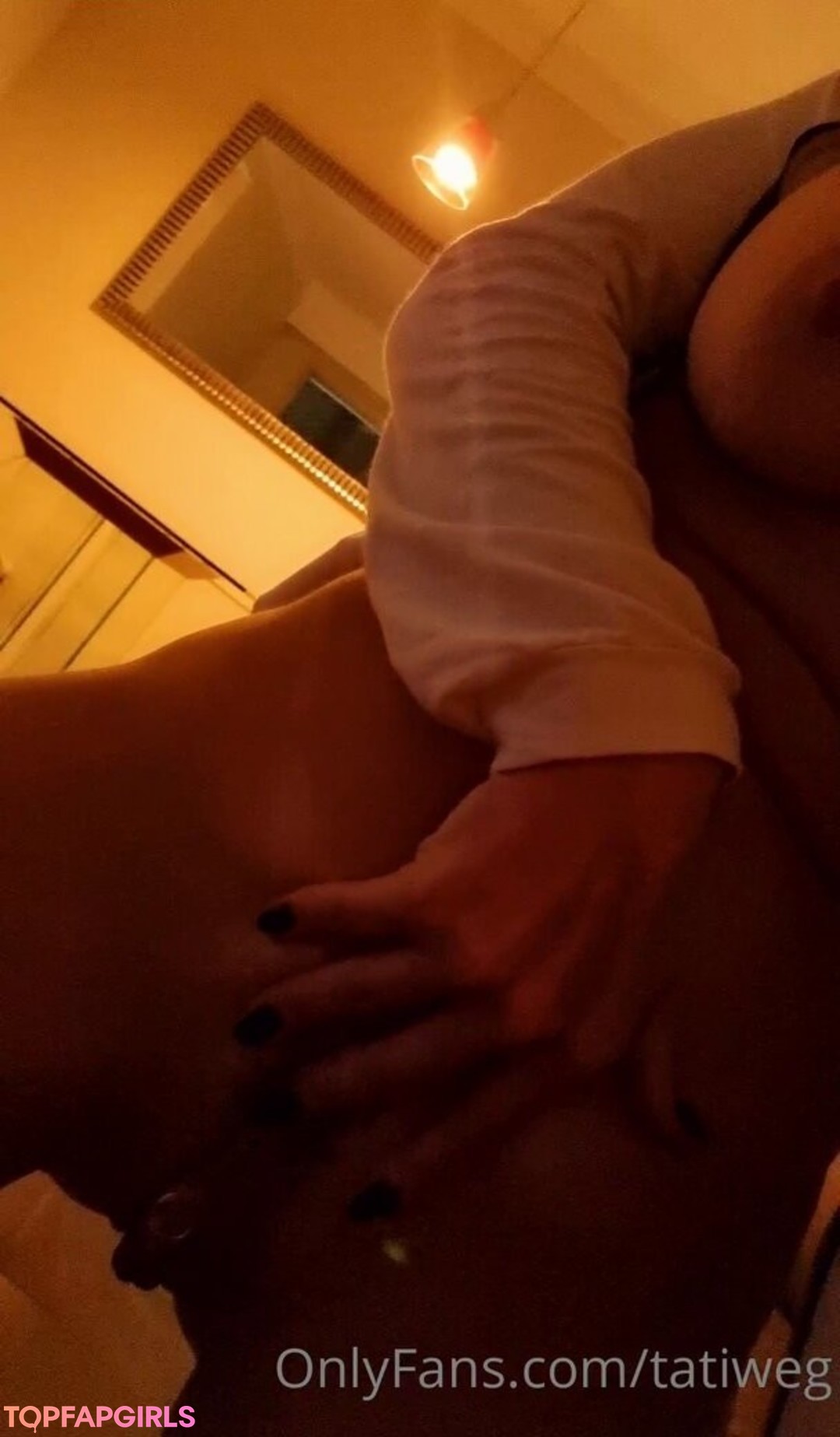 Photo nue de fuite OnlyFans de Tati Weg #214 Photo nue de fuite OnlyFans de Tati Weg #214