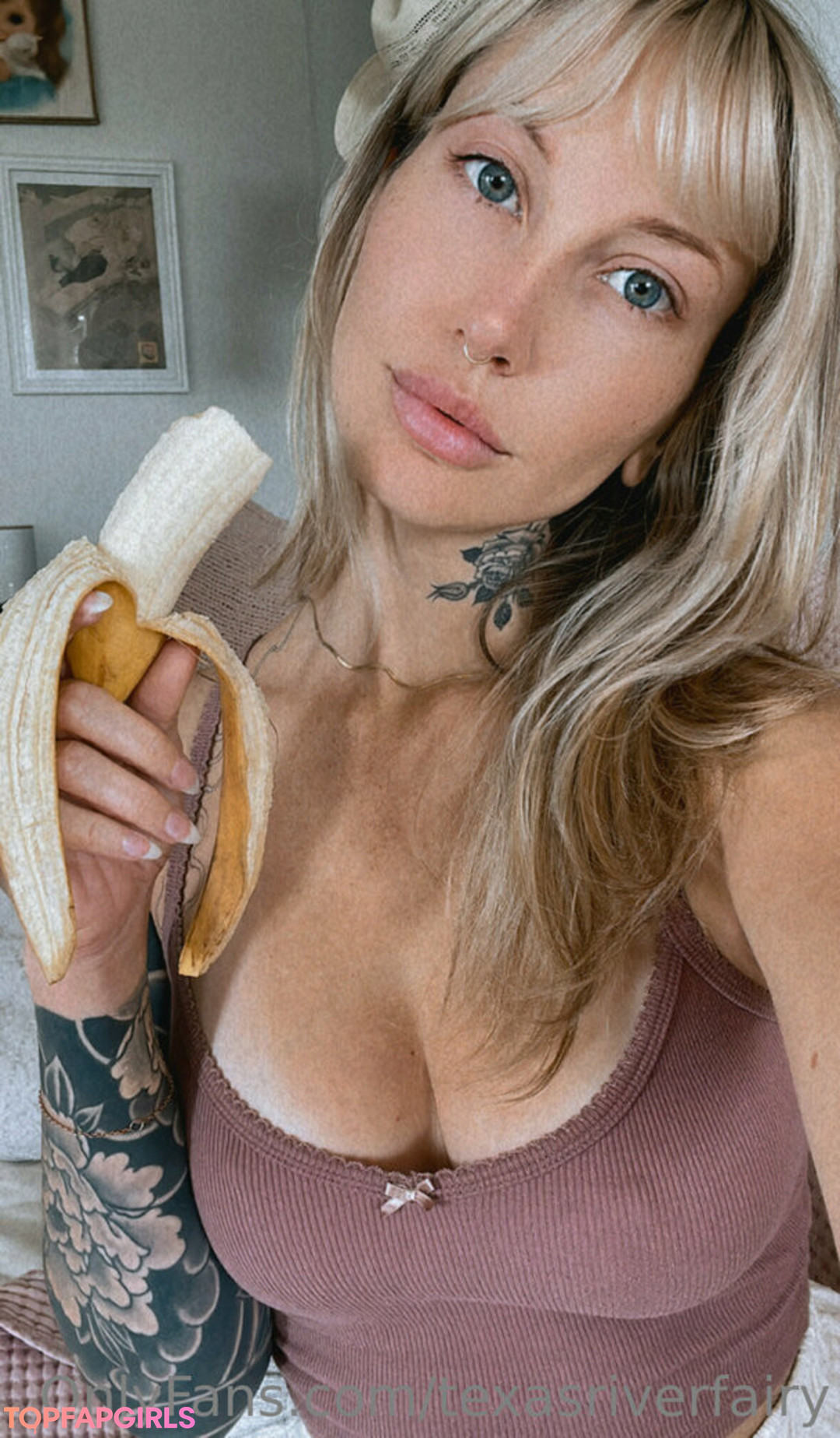 Photo nue de fuite OnlyFans de Texasriverfairy #27 Photo nue de fuite OnlyFans de Texasriverfairy #27