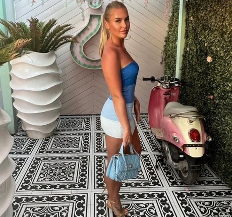 Photo nue de fuite OnlyFans de Charley Hull