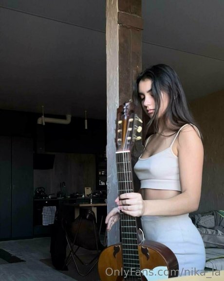 Nika_la