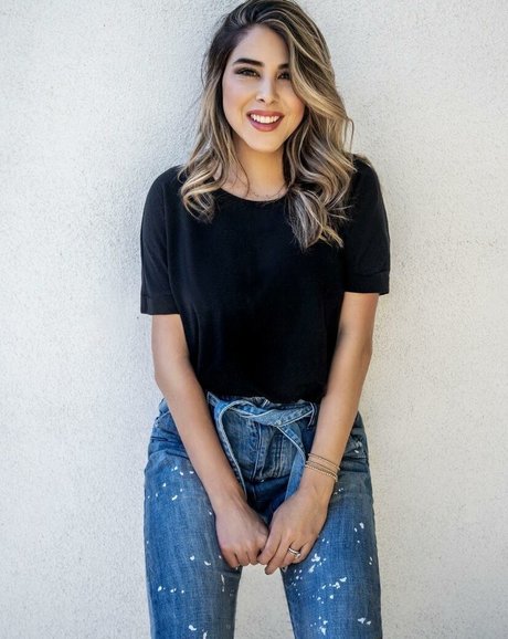 Photo nue de fuite OnlyFans de Daniella Monet