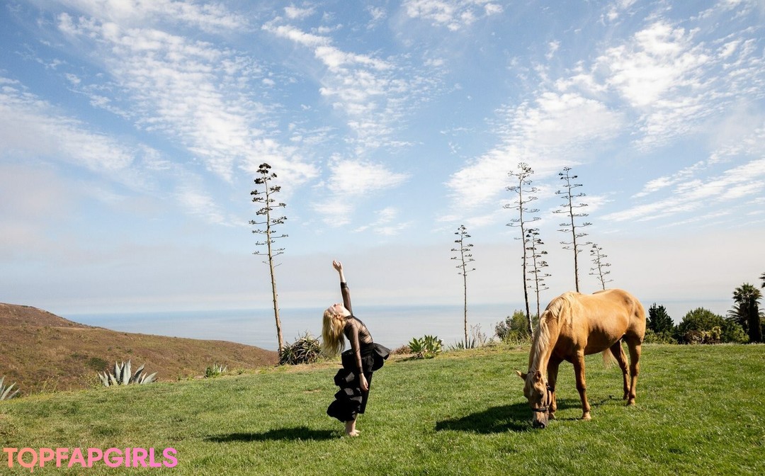 Photo nue de fuite OnlyFans de Elle Fanning #1065