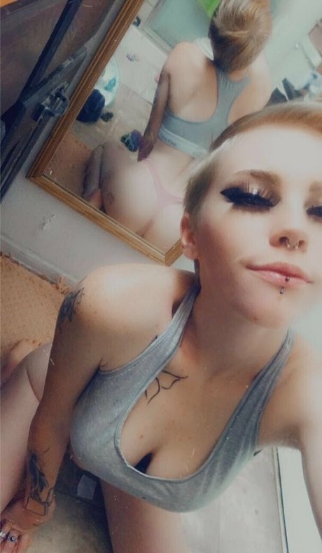 Photo nue de fuite OnlyFans de Cherrywhiskeyx