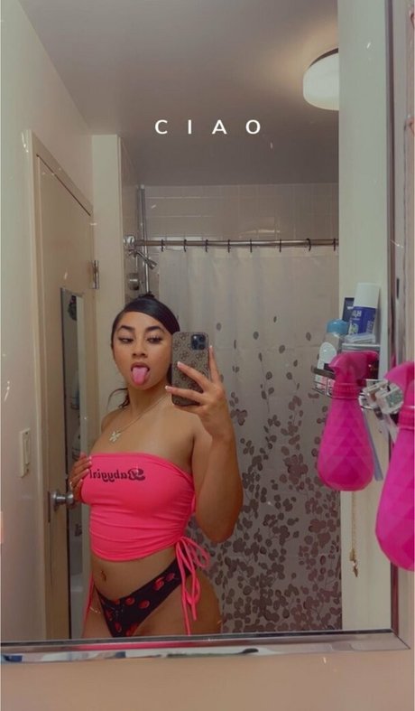Photo nue de fuite OnlyFans de Goddessteresa